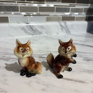 Vintage Fox pair Salt & Pepper Shaker set